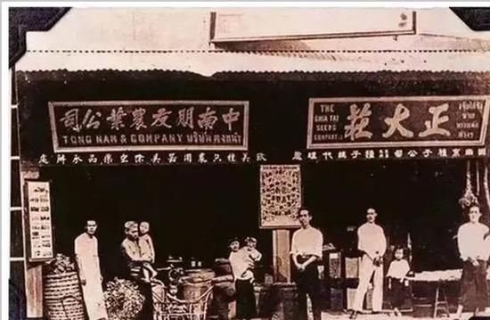 这个24岁的华人青年一夜间身家上百亿 超过川普