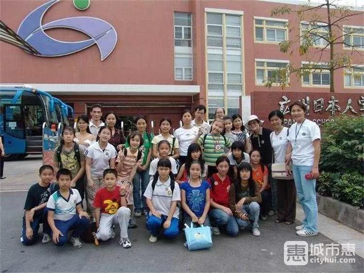 日童遇袭身亡后 广州日侨学校校车配备随车保安