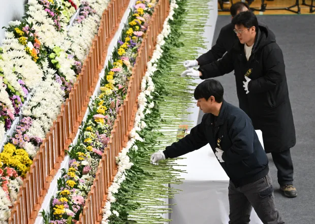 韩国空难仅5具遗体完好 残骸拼凑难 已出现错误