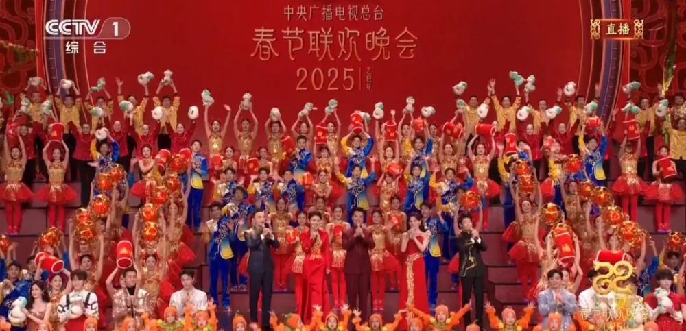 美国人 机器人…网友热议春晚感恩没念电报包饺子
