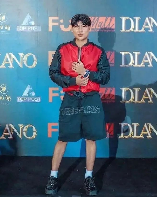 Photographer's casual clothes