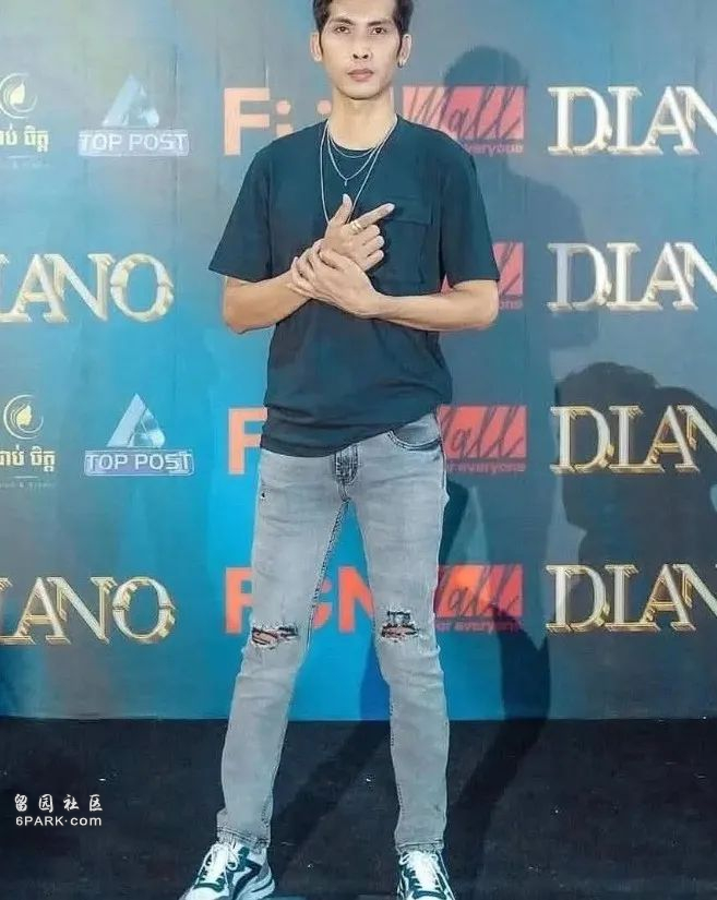 Photographer's casual clothes