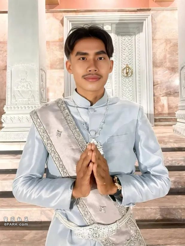 Lai Thai appears in sponsor ads