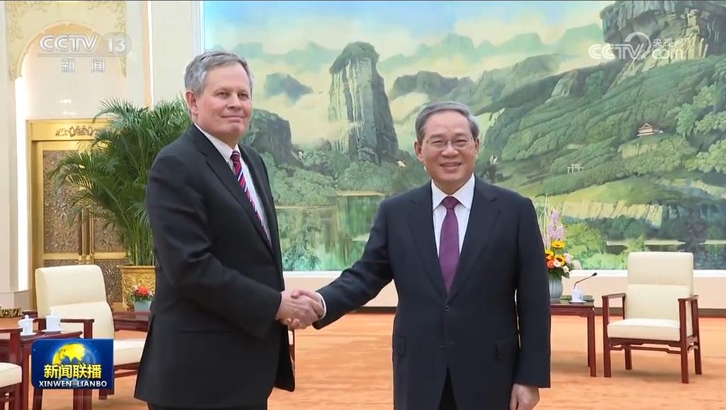 会见美国联邦参议员一行 李强：打贸易战没有赢家