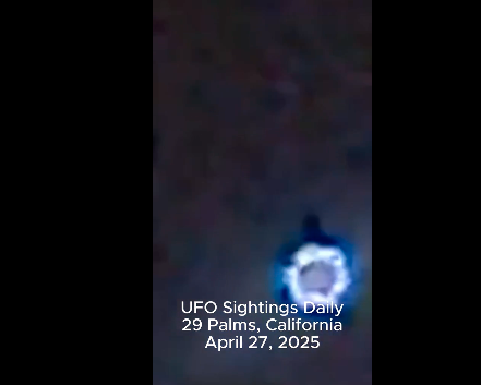 美国疑惊现可变形UFO！盘旋15分钟，变形过程曝光（视频/组图） - 1