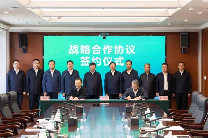 中国“超级水坝” 将需要100万吨炸药？