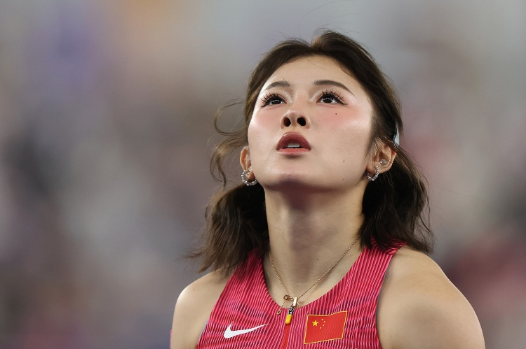 吴艳妮入围世锦赛 填补中国女子短跨10年空白