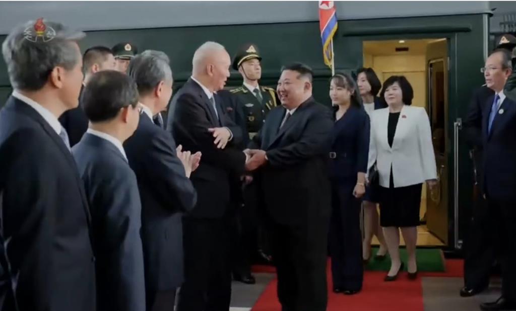 破天荒！朝鲜播放金正恩访华纪录片