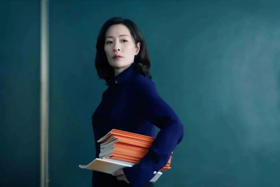 退休老师，成了学校争抢的香饽饽