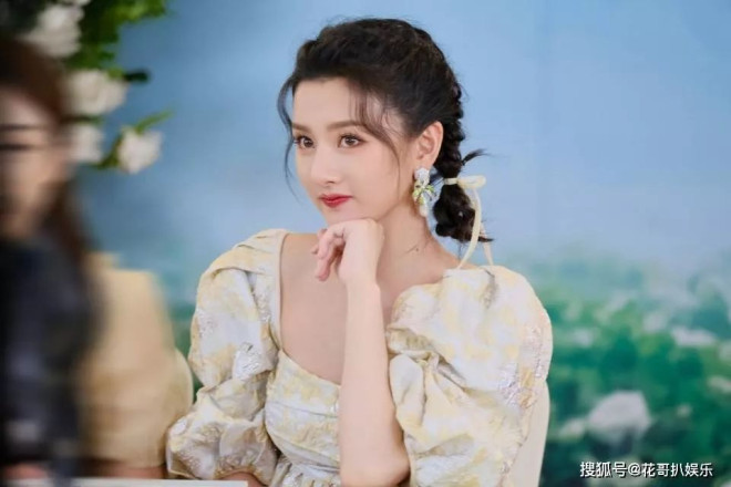 宋祖儿又出事了，网友再次实名举报