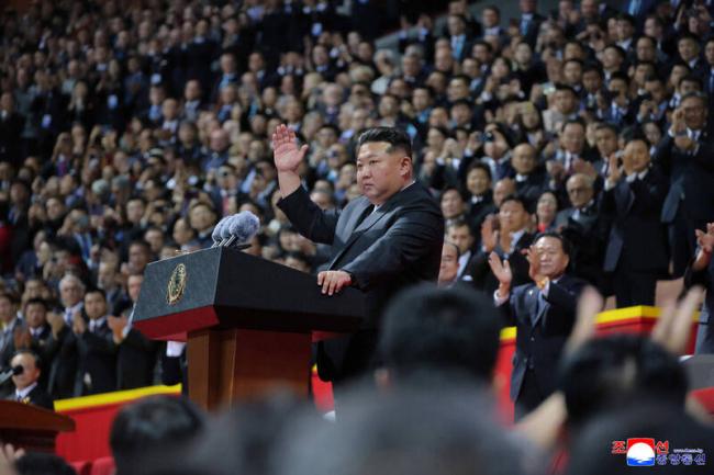 金正恩誓言 将朝鲜变成世上最好社会主义天堂