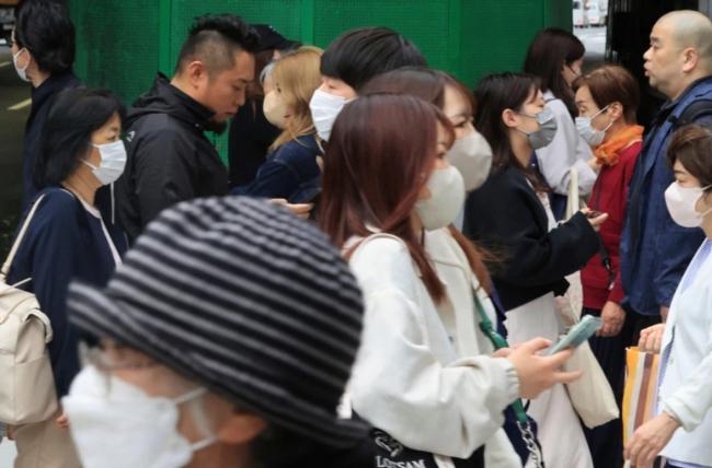 多所学校关闭，日本宣布进入流感大流行期