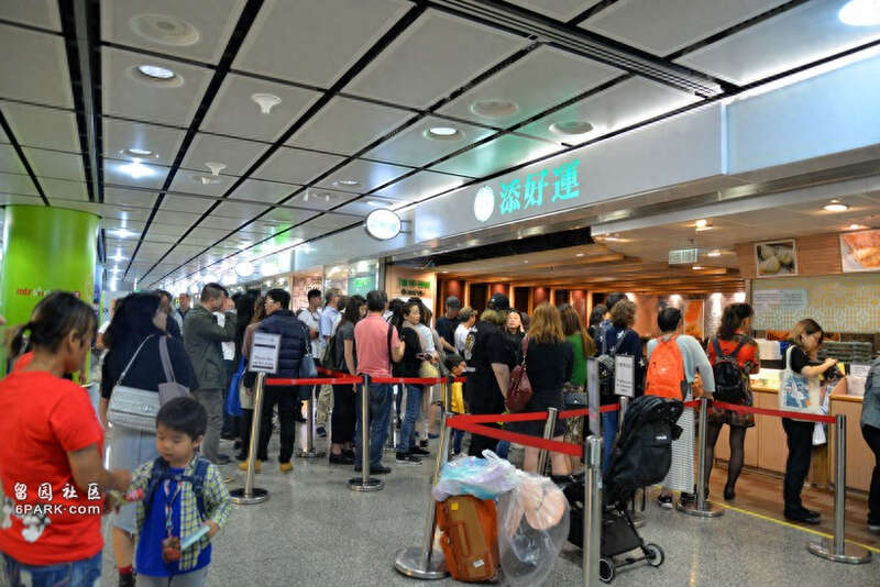 餐厅空一半 恋爱没人谈 年轻人摆烂背后 压力体现