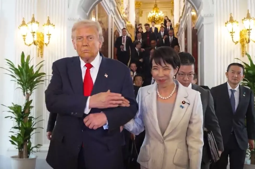 川普高市早苗"恩爱秀" 十张亲密图 中媒直呼刺眼
