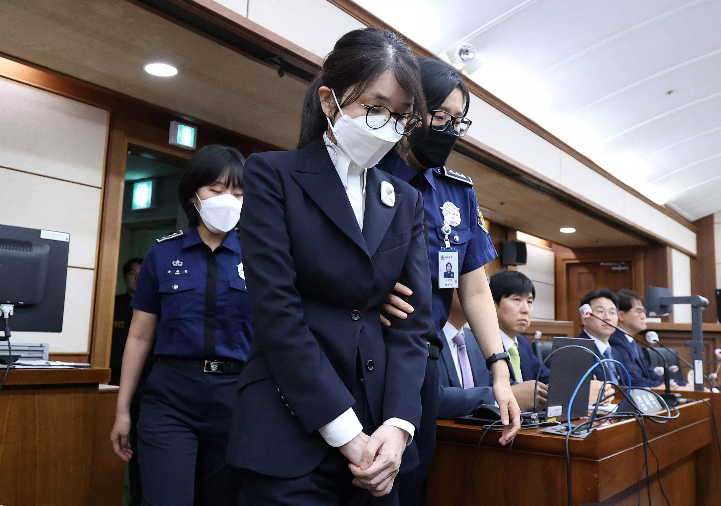 韩前总统夫人金建希认罪！坦承2次收受香奈儿包
