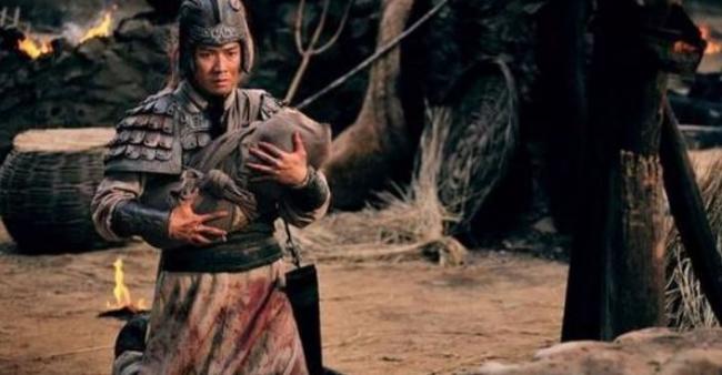 劉備到底有多「渣男」？曹操看后直言