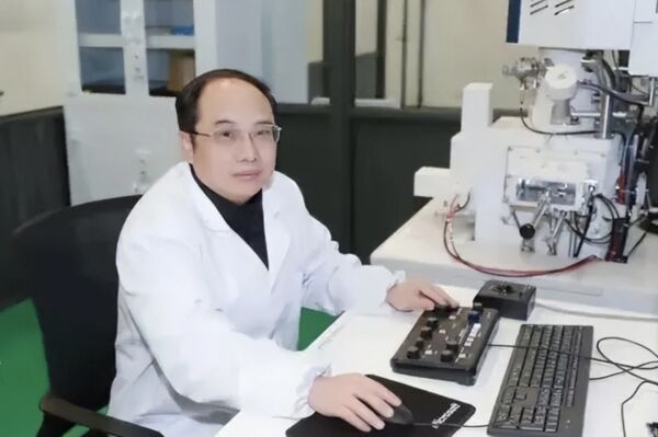 “首席科学家”只有高中学历 最大受害者已退学