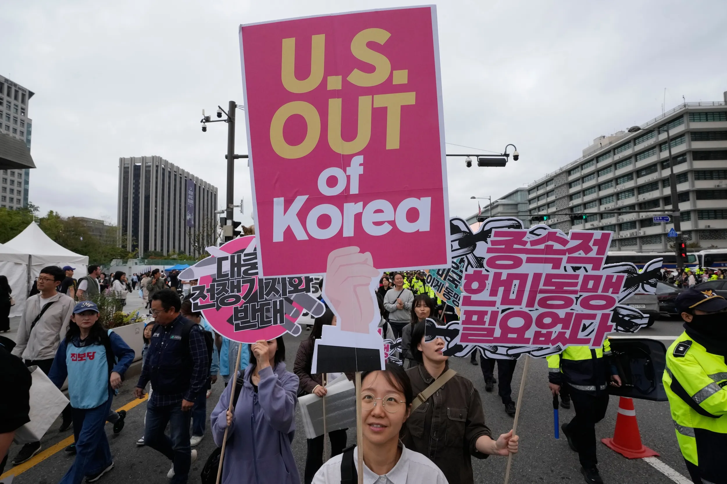 仅12.9%对中国有好感 最新民调曝光