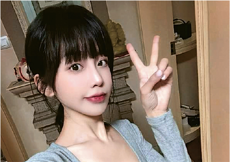 S了14个顶流男明星的女网红 什么来头?