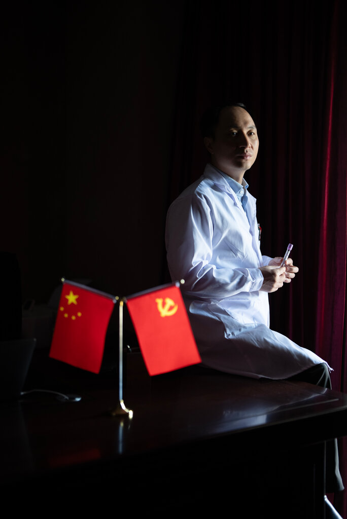 中国的弗兰肯斯坦 贺建奎从声名狼藉到"潜在资产"