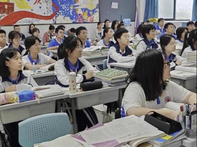 网传深圳“高中免费” 官方回应