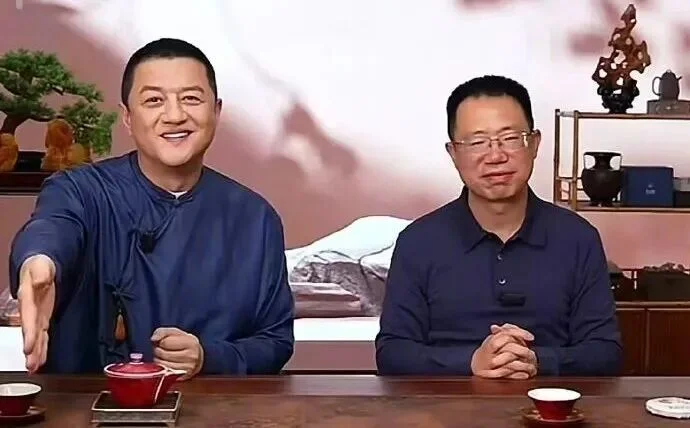 李亚鹏直播登顶带货榜 激动透露嫣然医院新址进展