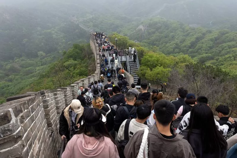连2天凌晨3时集合！跟团游北京 倒路边猝死