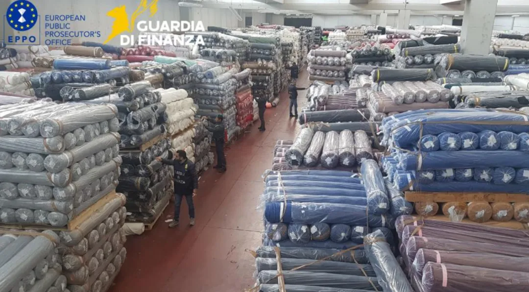 惨了，23万件中国衣服在意大利被扣下了