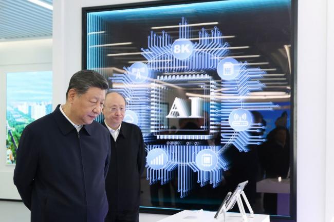 划时代意义！川普宣布派出5000“尖兵”围堵北京