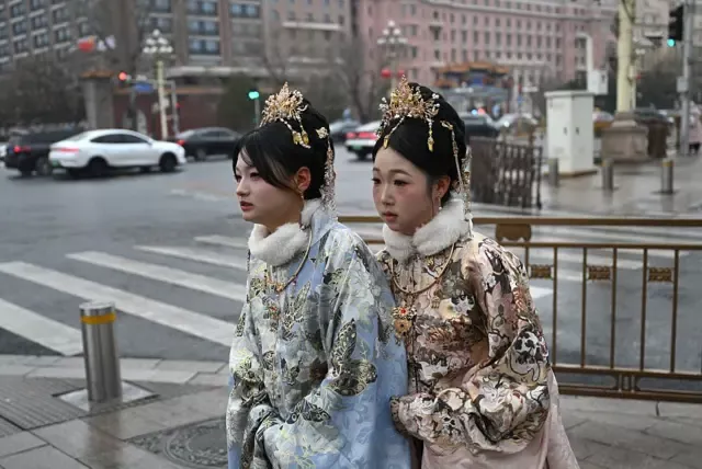 "和我有什么关系？":中国年轻人为何不再关注两会