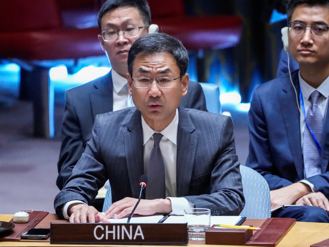 耿爽调离外交第一线 转任中国人民外交学会副会长