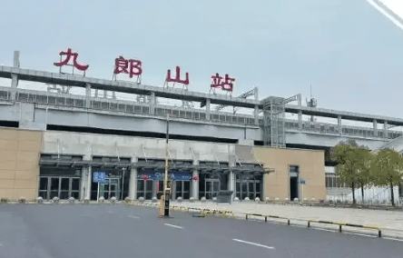 每日客流不足10人 湖南投资亿元铁路站停运