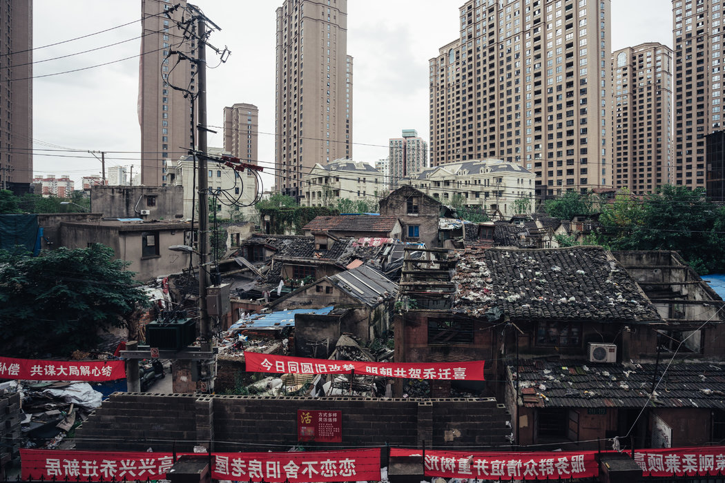 中国新政遭“误读” 北京急灭火
