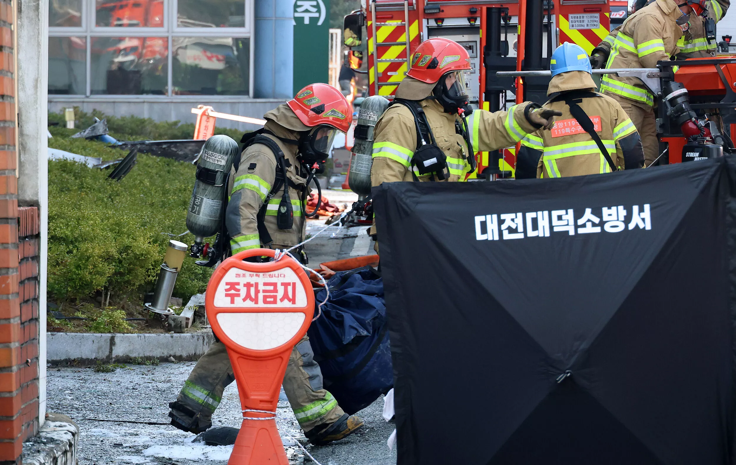 工厂爆发大火死伤74人 寻获失踪者遗体全数罹难