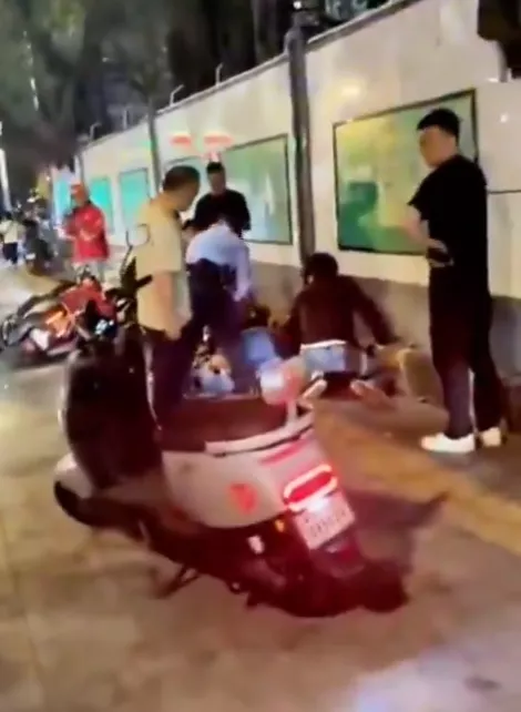 深圳一天2起砍人传闻：学生死伤疯传却全网"消失"