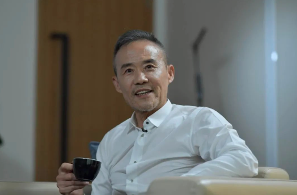 胡锡进谈“王石被抓”：对过气老企业家口下留情