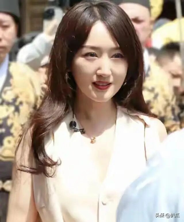 他8次上春晚：作死被捕入狱 如今56岁无人问津