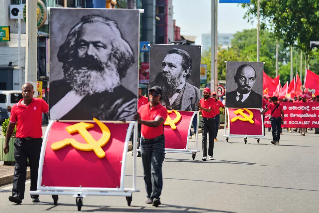 美国为何有共产党议员？马克思诞辰日引爆争议
