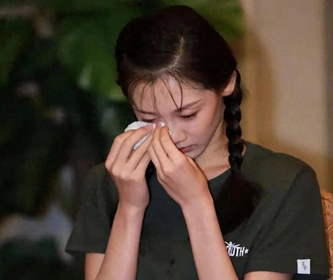冯小刚：她太能装了永远红不了 更别说拿奖了
