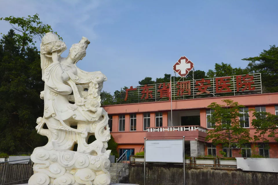 重返麻风村:他们被拒绝了几十年,仍能给予别人爱