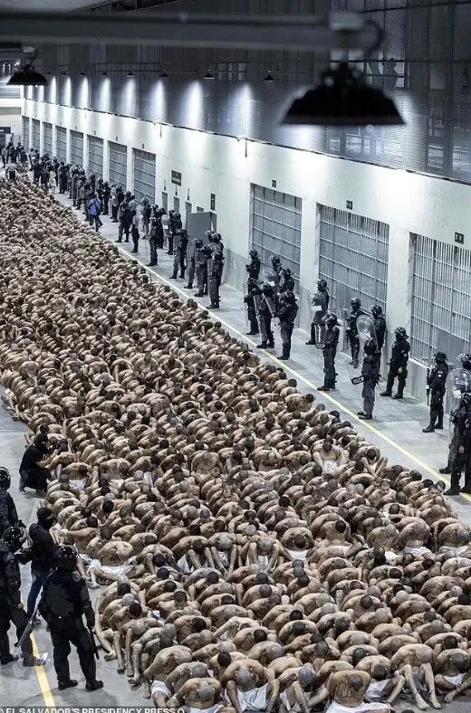 骨灰都不让出狱! 主持人探访萨尔瓦多最恐怖监狱