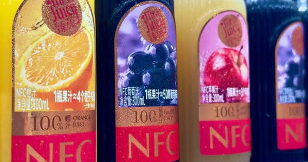 “100果汁”是套路 暗访揭中国果汁厂惊人内幕 国际观察 倍可亲 