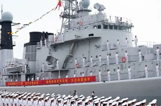 烂成难民船?美国“林肯”号航母破旧程度触目惊心