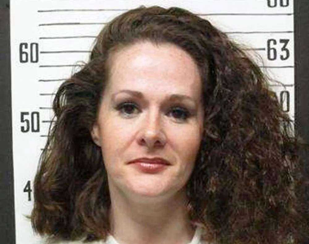毒针注射没死 女囚获翻盘 美法院将重启旧案